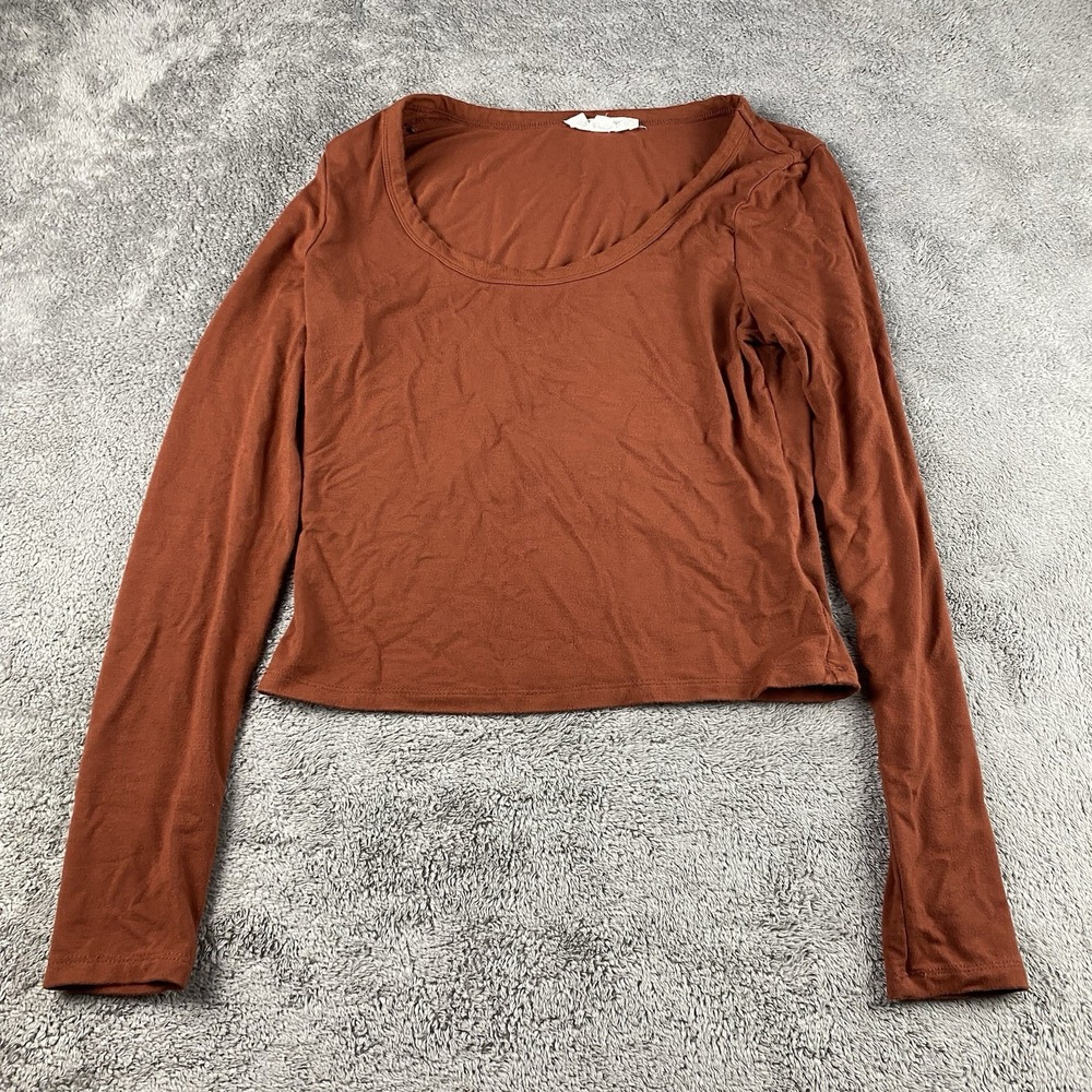 Pink Rose Cropped Knit Shirt Round Neck Womens Medium Rust Orange Long Sleeve